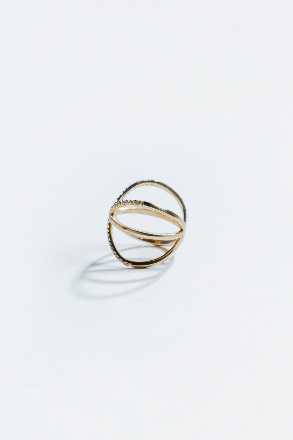 ANILLO CRUZADO CON ZIRCONIAS