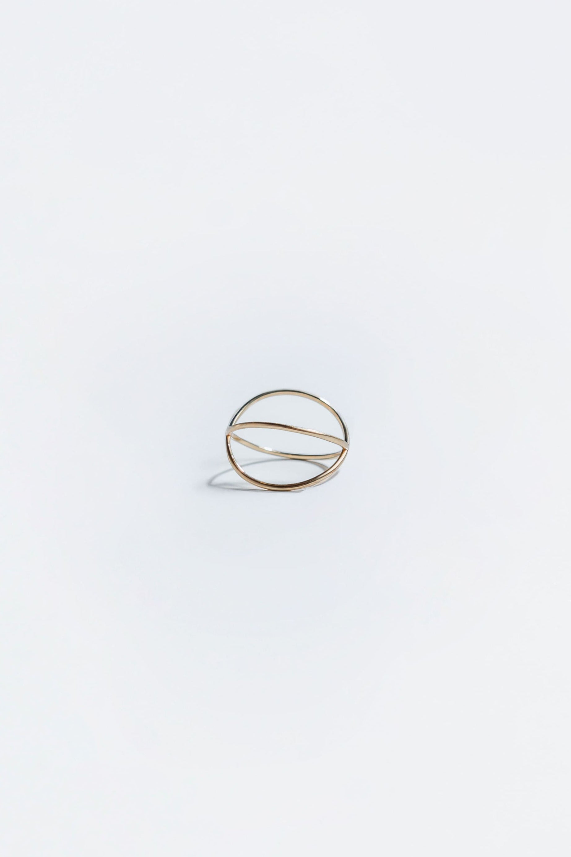 ANILLO CRUZADO SENCILLO