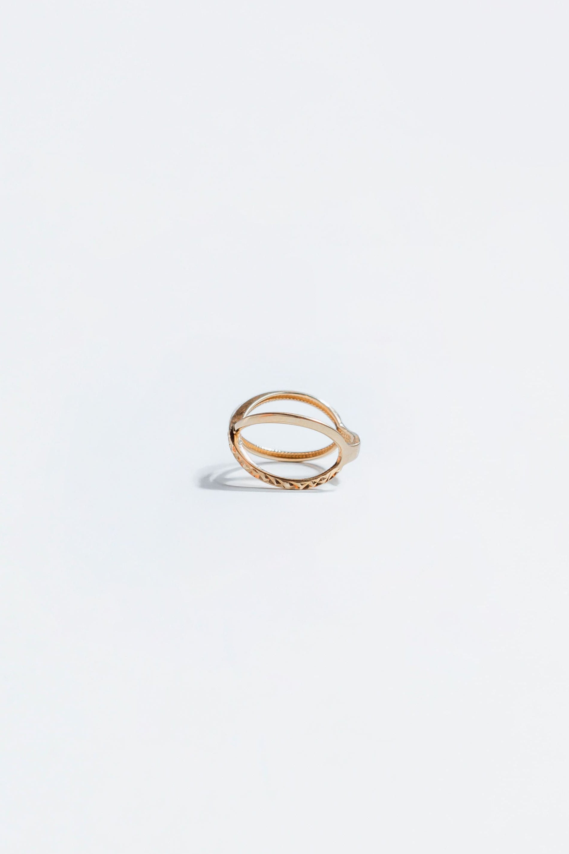 ANILLO CRUZADO DIAMANTADO