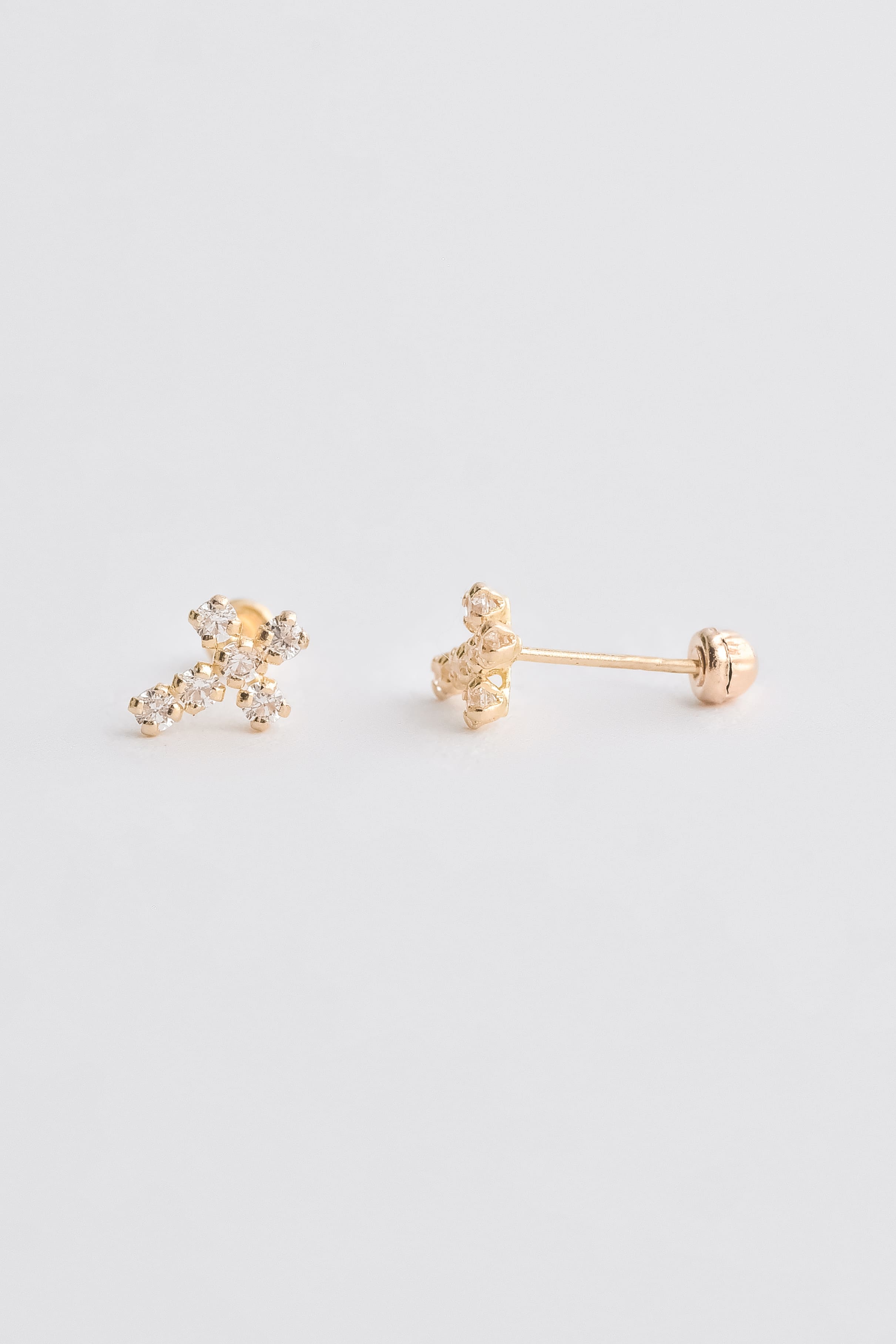 BROQUEL CRUZ CON CIRCONIAS